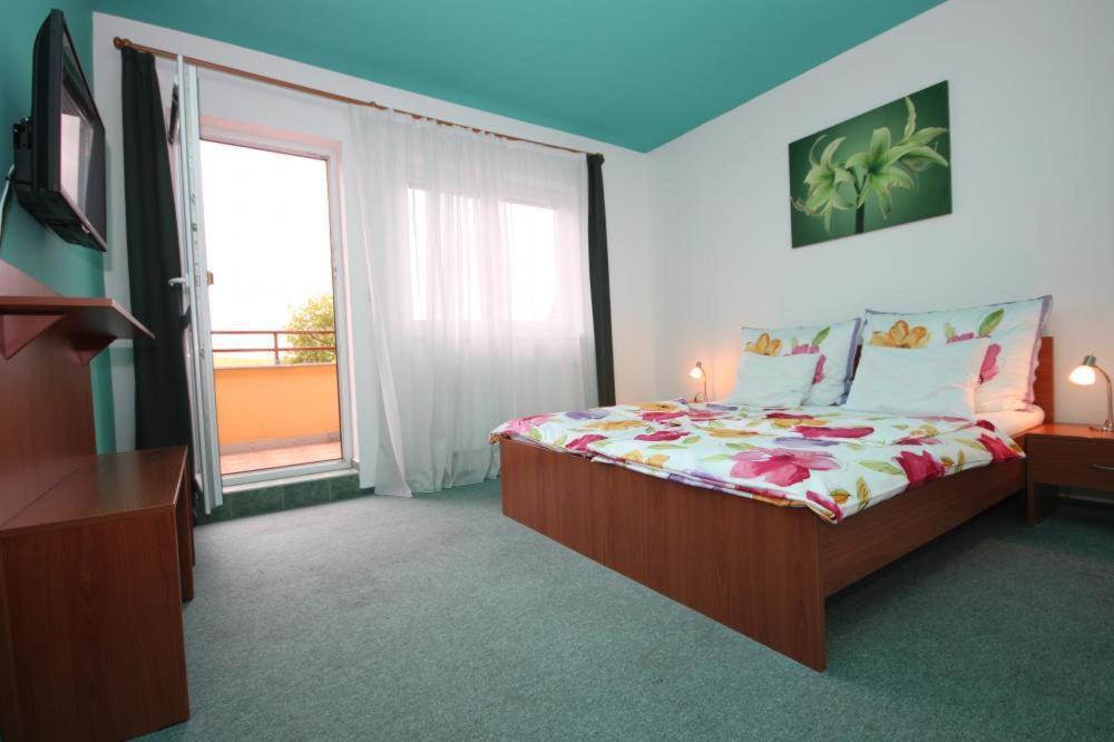 Apartmany, Penzion, Wellness U Zlate Rybky 비슈코브 외부 사진