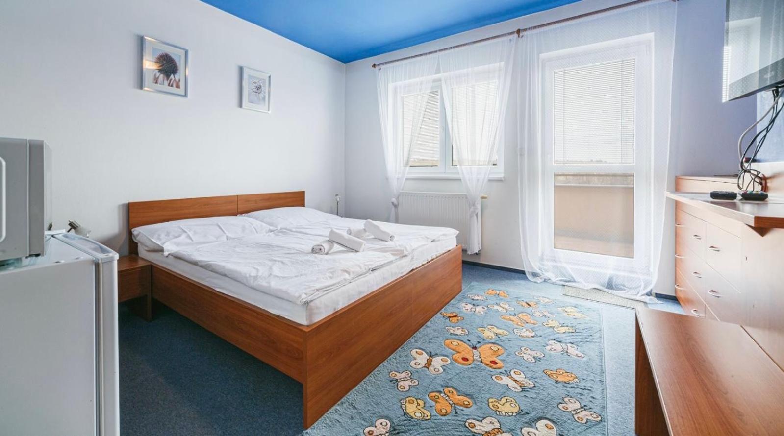 Apartmany, Penzion, Wellness U Zlate Rybky 비슈코브 외부 사진
